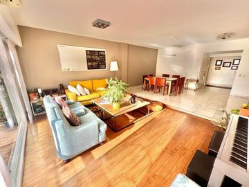 Venta Departamento de 4 Ambientes con dependencia y dos cocheras en Palermo, Las Cañitas