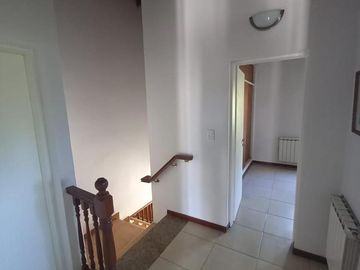 Venta Casa 5 amb permuta/financiación barrio Fincas del Lago Escobar