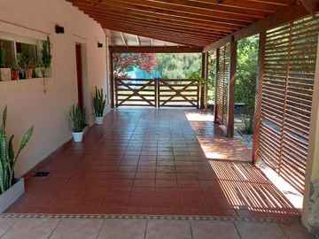 Venta Casa 5 amb permuta/financiación barrio Fincas del Lago Escobar