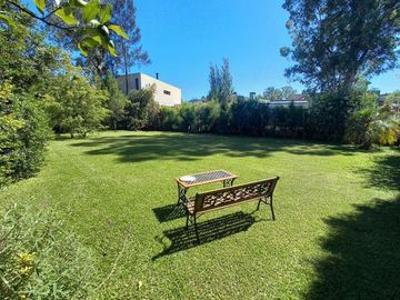 Venta Casa 5 amb permuta/financiación barrio Fincas del Lago Escobar