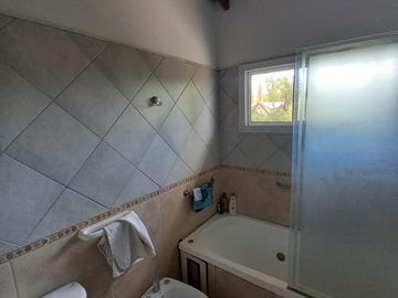 Venta Casa 5 amb permuta/financiación barrio Fincas del Lago Escobar