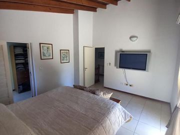 Venta Casa 5 amb permuta/financiación barrio Fincas del Lago Escobar