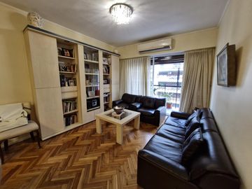 VENTA - 4 ambientes con balcón comedor diario - Barrio Norte