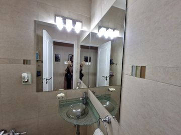 VENTA - 4 ambientes con balcón comedor diario - Barrio Norte