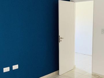 Casa amplia y luminosa de 3 dorm.