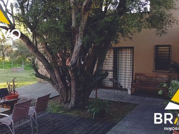 Casa amplia y luminosa de 3 dorm.