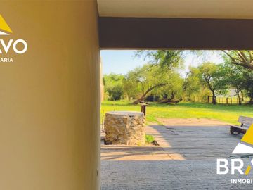 Casa amplia y luminosa de 3 dorm.