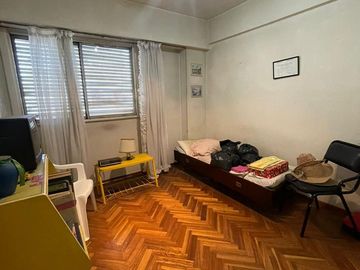 Departamento en  venta de 4 ambientes con balcón al frente Torres Prefectura - Wilde