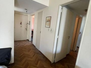 Departamento en  venta de 4 ambientes con balcón al frente Torres Prefectura - Wilde
