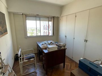 Departamento en  venta de 4 ambientes con balcón al frente Torres Prefectura - Wilde