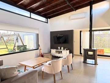 CASA 5 AMBIENTES EN VENTA, BARRIO PRIVADO MATISSE, LOS CARDALES