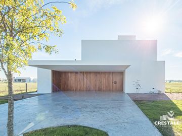 Venta casa 4 dormitorios Vida Barrio Privado