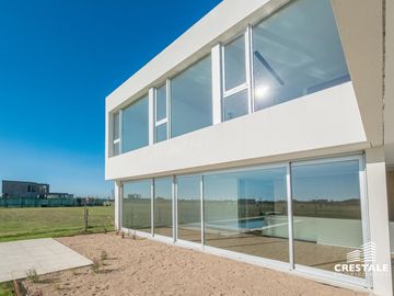 Venta casa 4 dormitorios Vida Barrio Privado