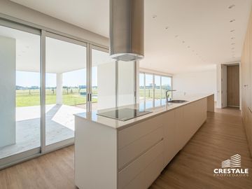 Venta casa 4 dormitorios Vida Barrio Privado