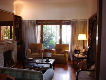 Excelente Chalet 3 dorm.*cochera* piscina