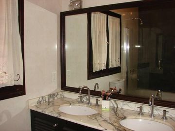 Excelente Chalet 3 dorm.*cochera* piscina