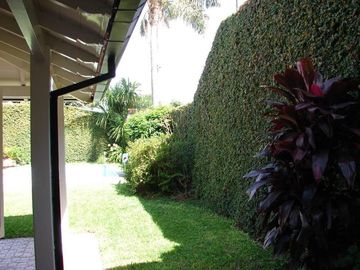 Excelente Chalet 3 dorm.*cochera* piscina