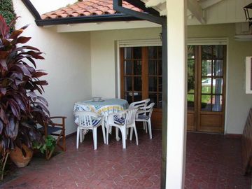 Excelente Chalet 3 dorm.*cochera* piscina