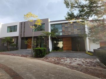 Casa en Venta en Altozano Fraccionamiento privado