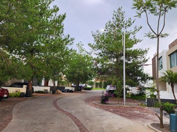 Casa en Venta en Altozano Fraccionamiento privado