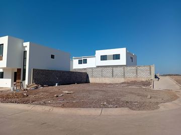 Terreno en  Sonterra II