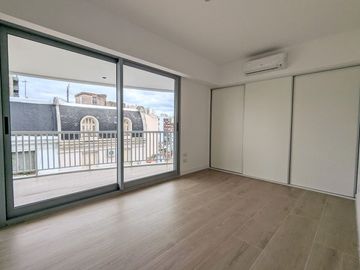 Depto 2 amb balcon terraza venta monserrat amenity