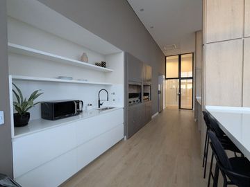 Depto 2 amb balcon terraza venta monserrat amenity