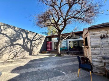 VENTA CASA ESTUDIO LOFT PILETA MARTINEZ COCHERAS