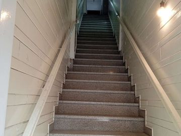 VENTA DE GALPÓN CON 5 DEPTOS DOCK SUD AVELLANEDA