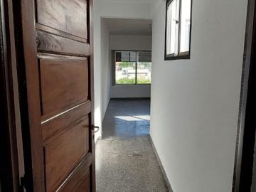 VENTA DE GALPÓN CON 5 DEPTOS DOCK SUD AVELLANEDA