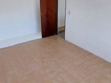 VENTA DE GALPÓN CON 5 DEPTOS DOCK SUD AVELLANEDA