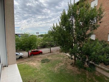 VENTA DPTO  3 DORMITORIOS B CERRADO.. URBANO 3