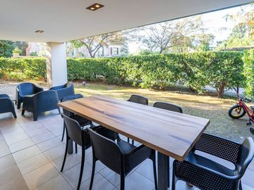 VENTA DEPTO PB 3 DORMI 2 COCHERA CASONAS DEL CERRO