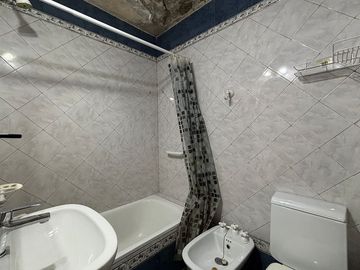 Venta Depto 4 Amb Cochera Frente Balcón Balvanera