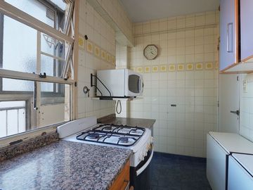 Venta Depto 4 Amb Cochera Frente Balcón Balvanera