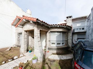 Chalet Pintoresco Av.Principal Z/Comercial Quilmes