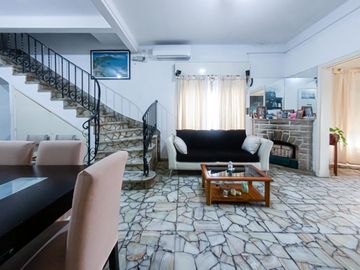 Chalet Pintoresco Av.Principal Z/Comercial Quilmes