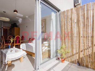 Depto 3 amb. c/Balcón/Terraza/Apto Prof/Flores N.