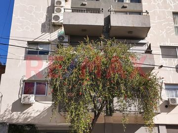 Depto 3 amb. c/Balcón/Terraza/Apto Prof/Flores N.