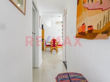 Depto 3 amb. c/Balcón/Terraza/Apto Prof/Flores N.