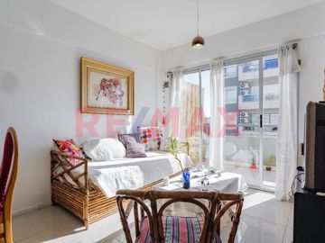 Depto 3 amb. c/Balcón/Terraza/Apto Prof/Flores N.