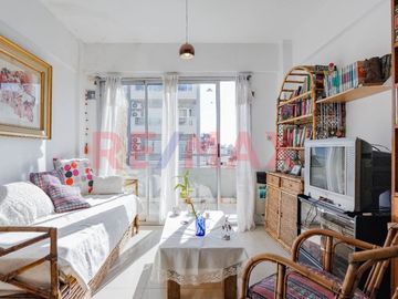 Depto 3 amb. c/Balcón/Terraza/Apto Prof/Flores N.