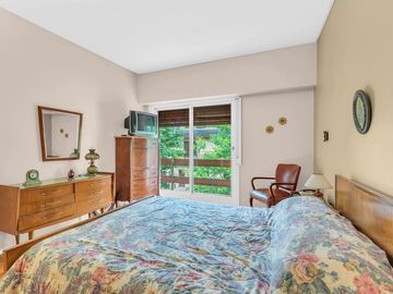 CASA EN VENTA 6 AMB PARQUE AVELLANEDA