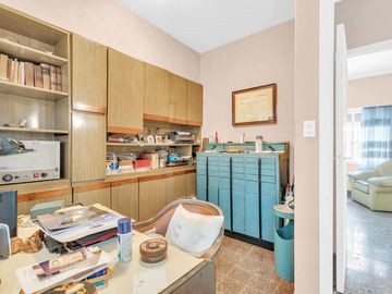 CASA EN VENTA 6 AMB PARQUE AVELLANEDA