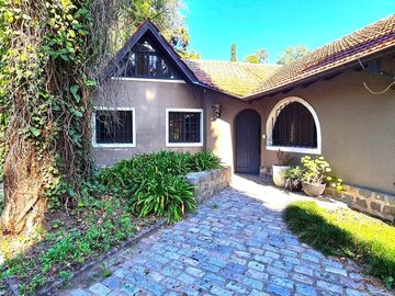 VENTA LOTE  B° Los Jazmines, Del Viso