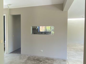 Casa en VENTA-El Lucero-3 dorm Jardin Pileta Parr