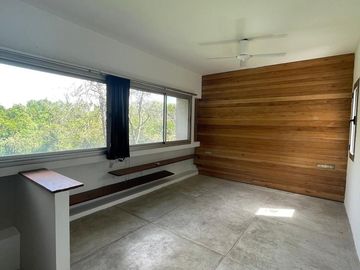 Casa en VENTA-El Lucero-3 dorm Jardin Pileta Parr