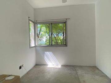 Casa en VENTA-El Lucero-3 dorm Jardin Pileta Parr