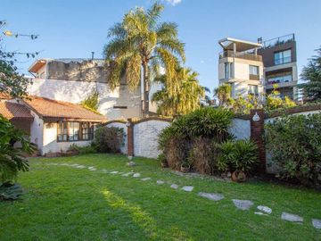 VENTA CASA 6 AMBIENTES CON COCHERA EN VILLA DEVOTO