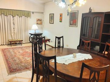 VENTA CASA 3 AMBIENTES CASTELAR NORTE